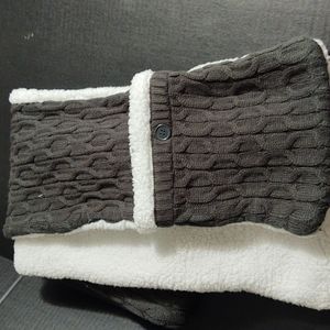 New Sherpa and knit scarf with pockets